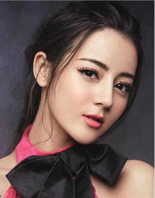 迪丽热巴鹿晗圈内爆料,揭秘明星背后的真实故事